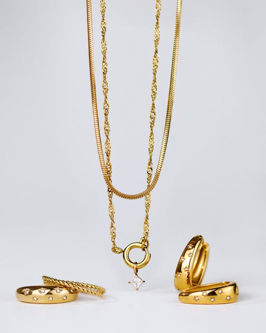 Squared Snake Chain Necklace gold