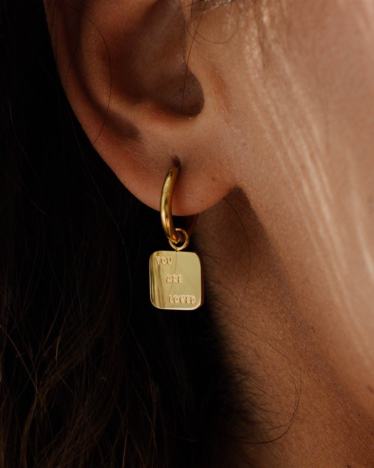 [[Farbe:Gold]]