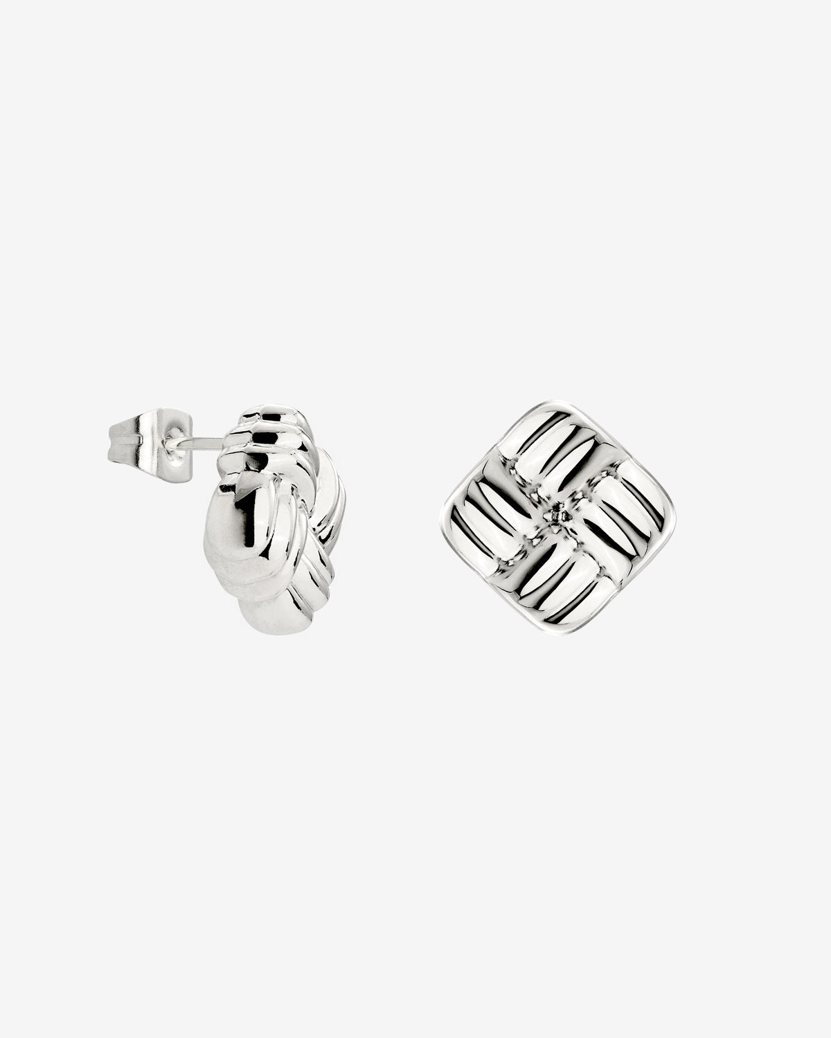 [[Color:Silver]]