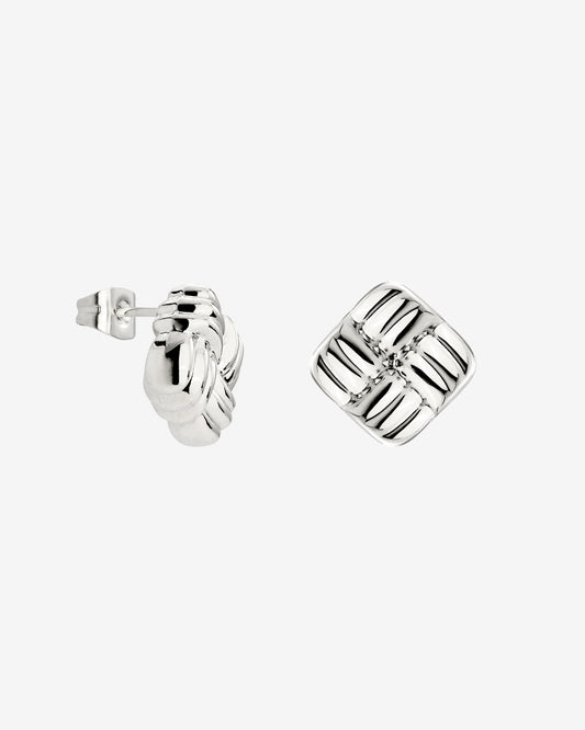 Granny Button Studs Small Silver