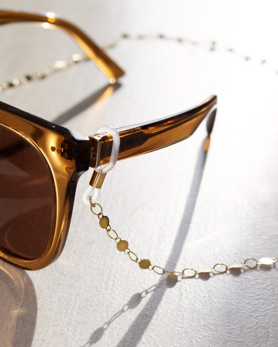 Spring Babe Sunglasses Chain Gold