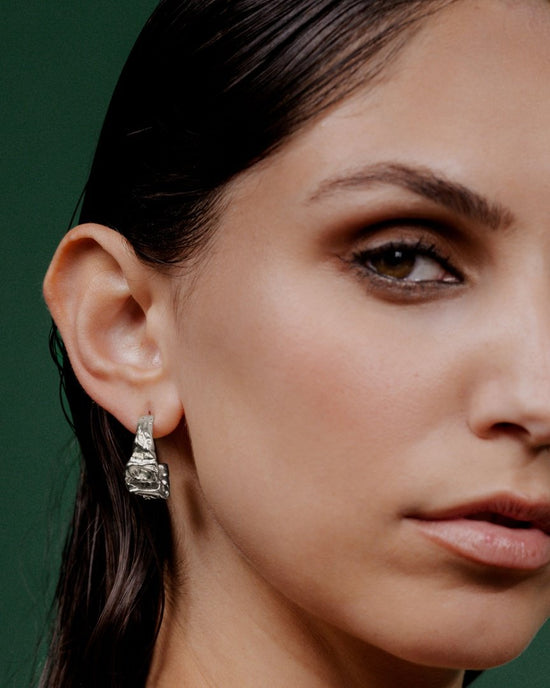Crinkled Hoop Studs Silver