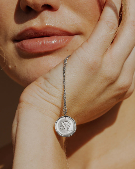 Zodiac Necklace – Leo Silver