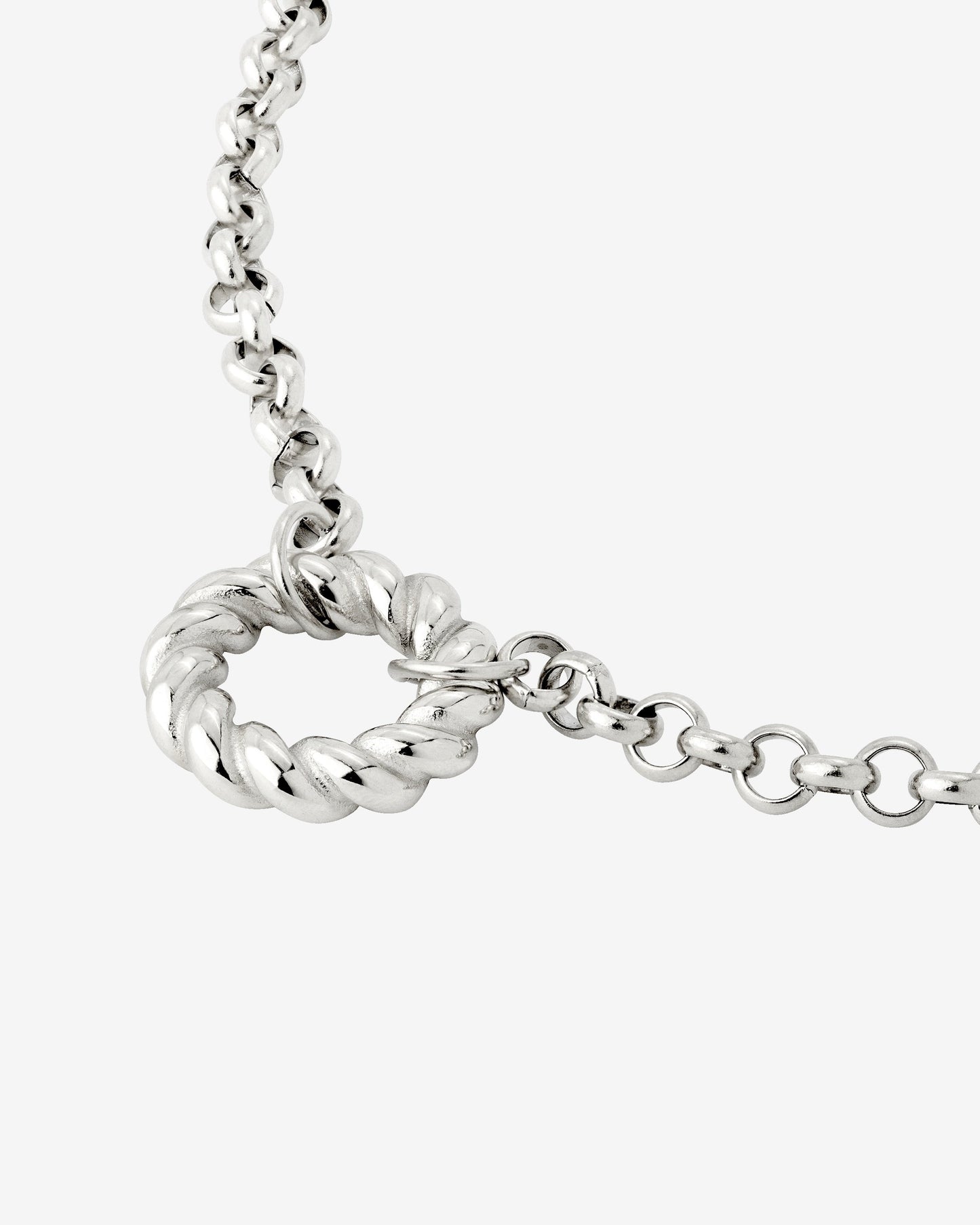 [[Color:Silver]]