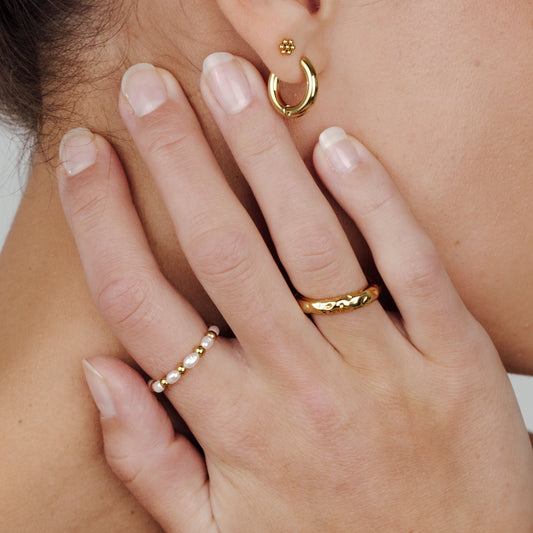 Hammered Unity Ring Gold