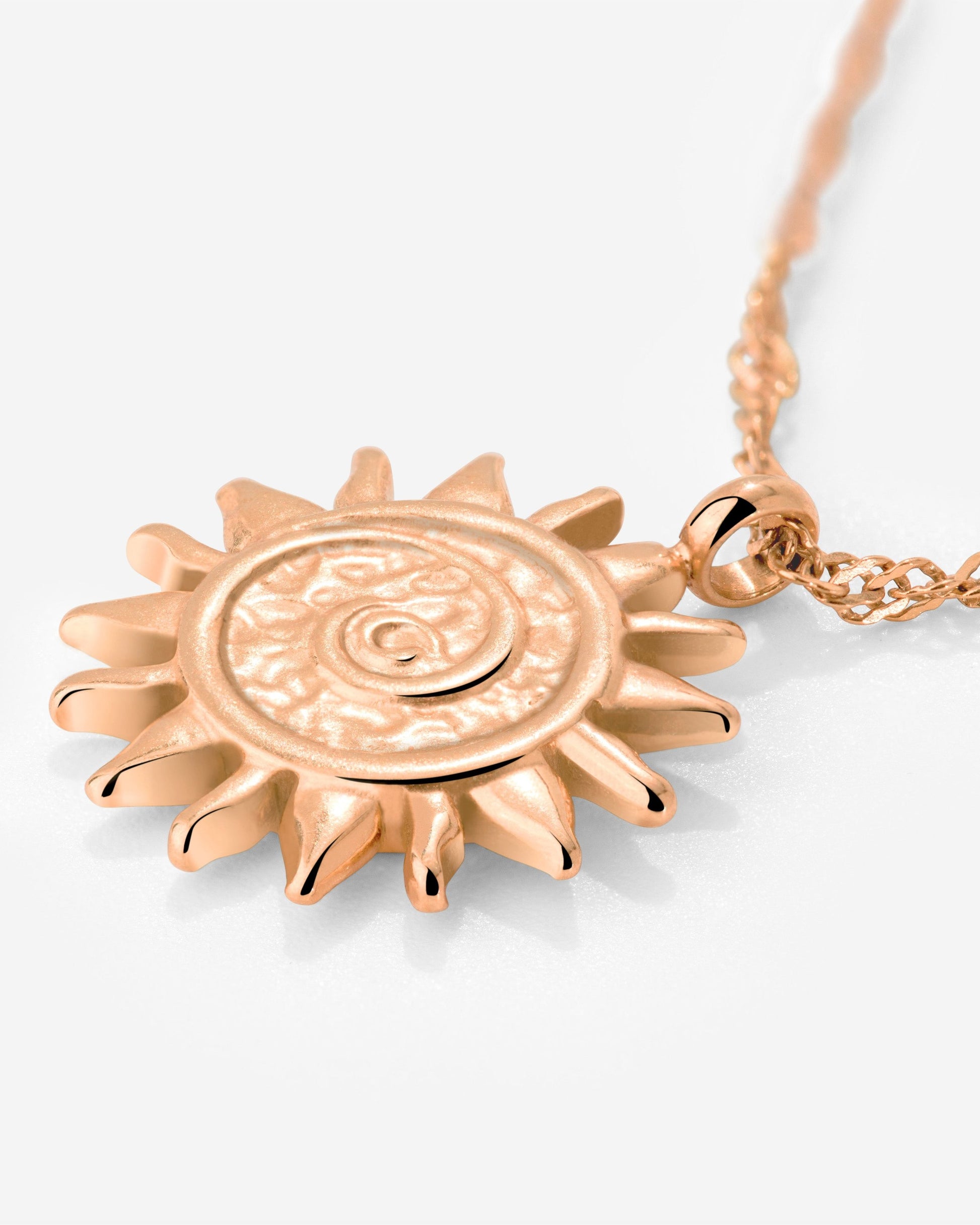 Sunny Swirl Necklace Rose Gold