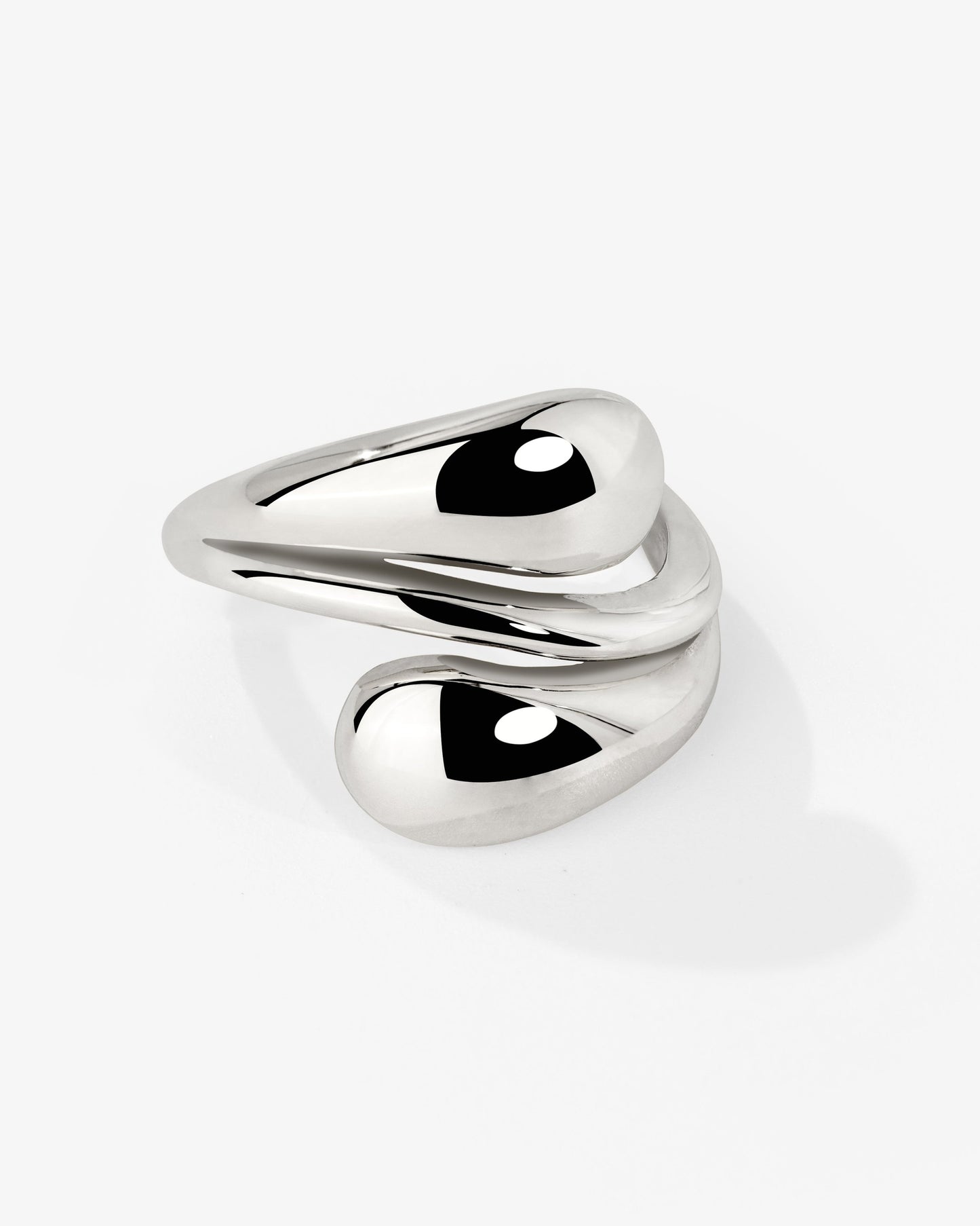 [[Color:Silver,shopthelook]]