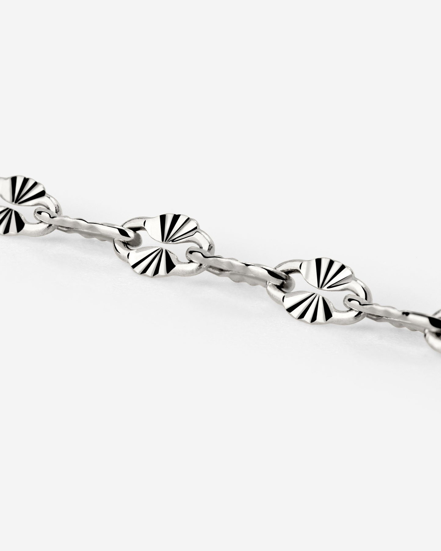 [[Color:Silver]]