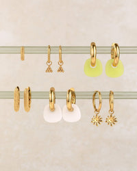 [[Color:gold]]