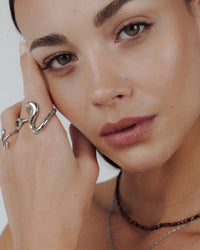 [[Farbe:Silber,shopthelook]]