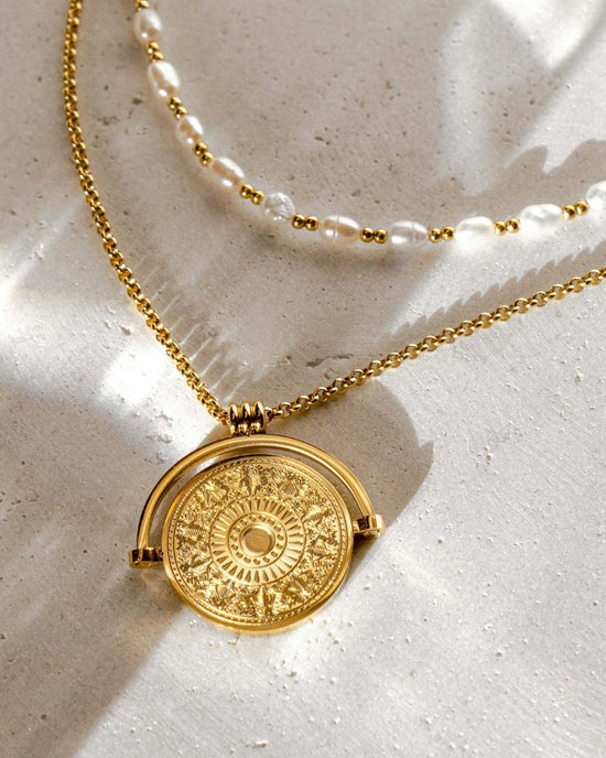 Mesmerize Necklace Rose Gold