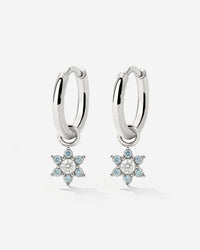 [[Color:Silver]]
