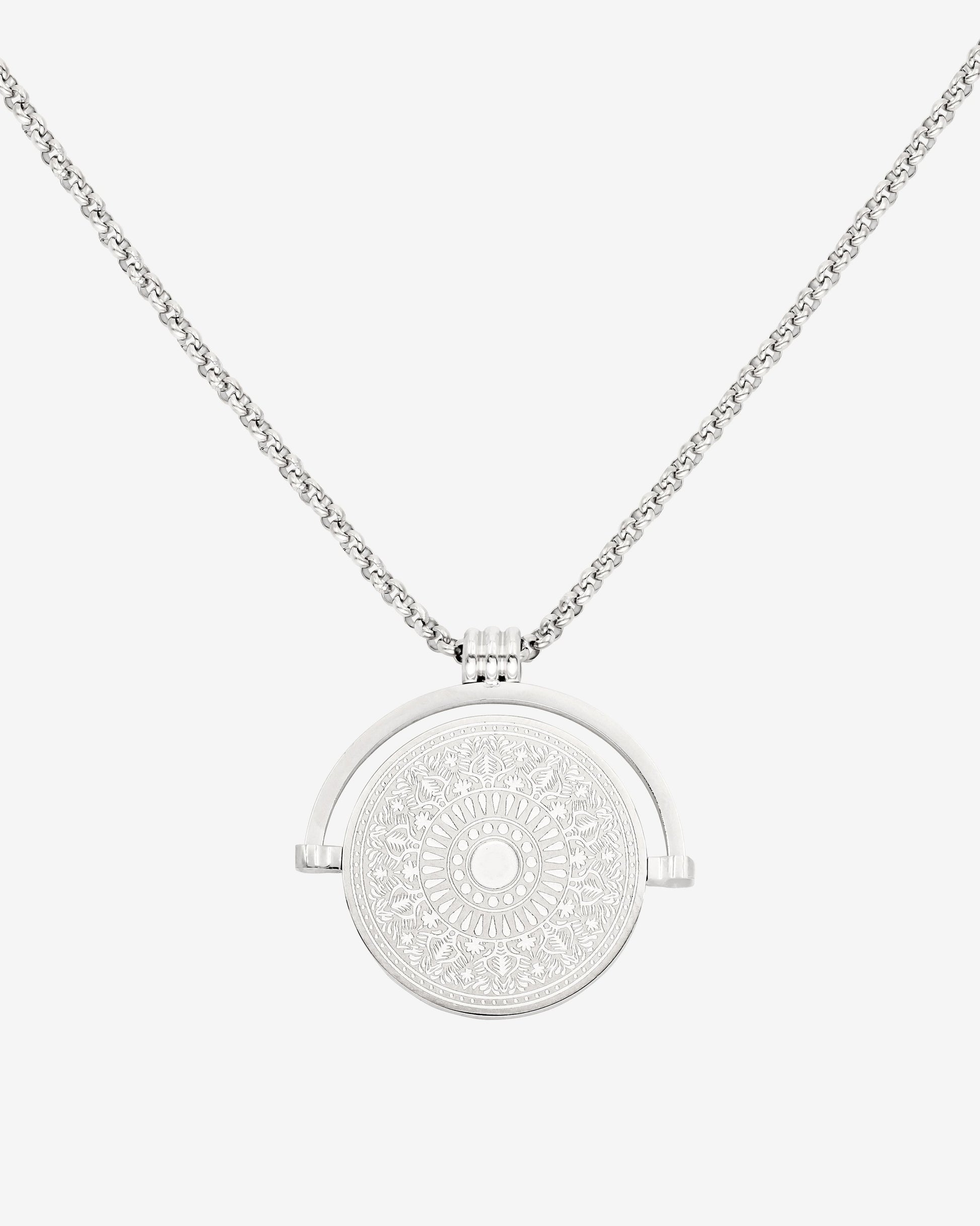 Mesmerize Necklace Silver