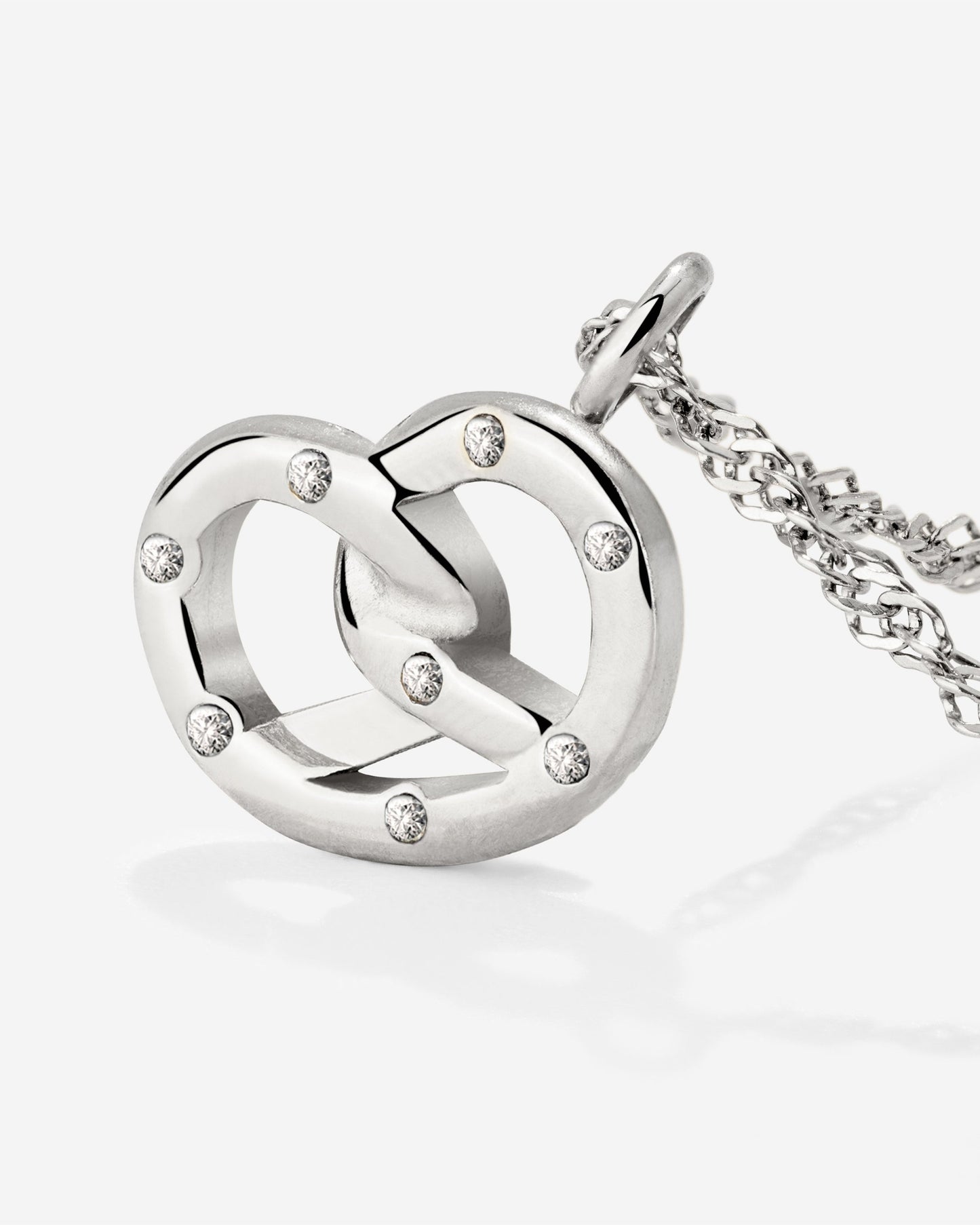 [[Color:Silver]]
