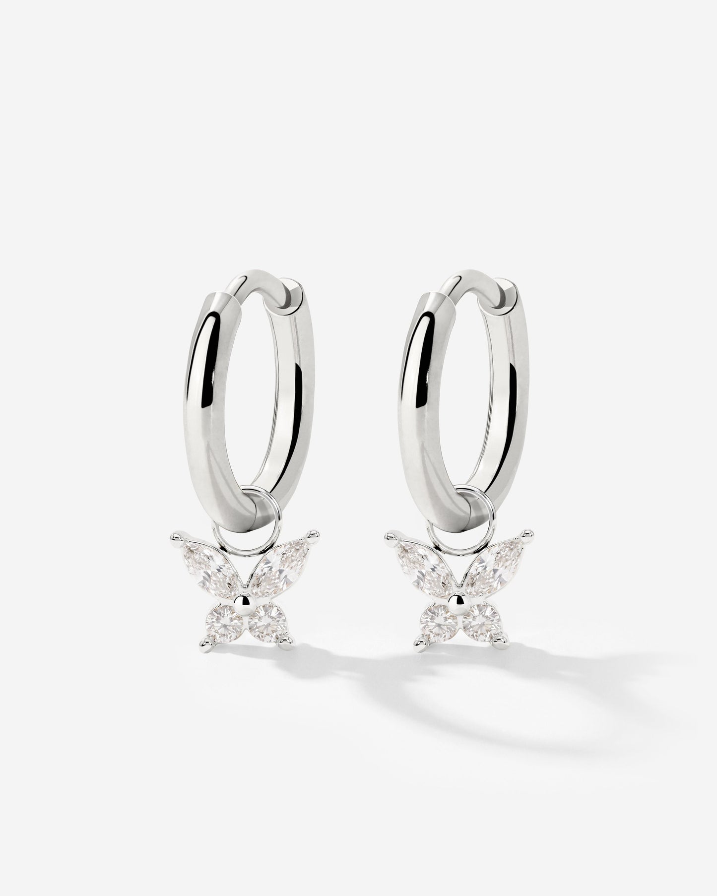 [[Color:Silver]]