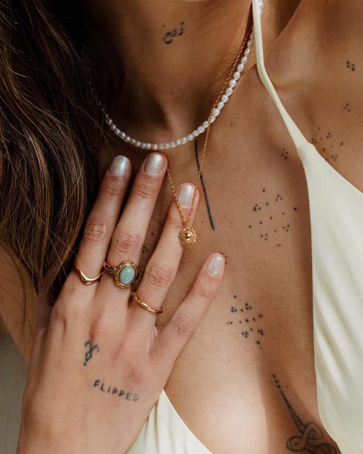 [[Color:Rose Gold,shopthelook]]