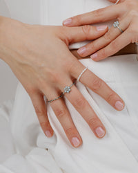 [[Farbe:Silber,shopthelook]]