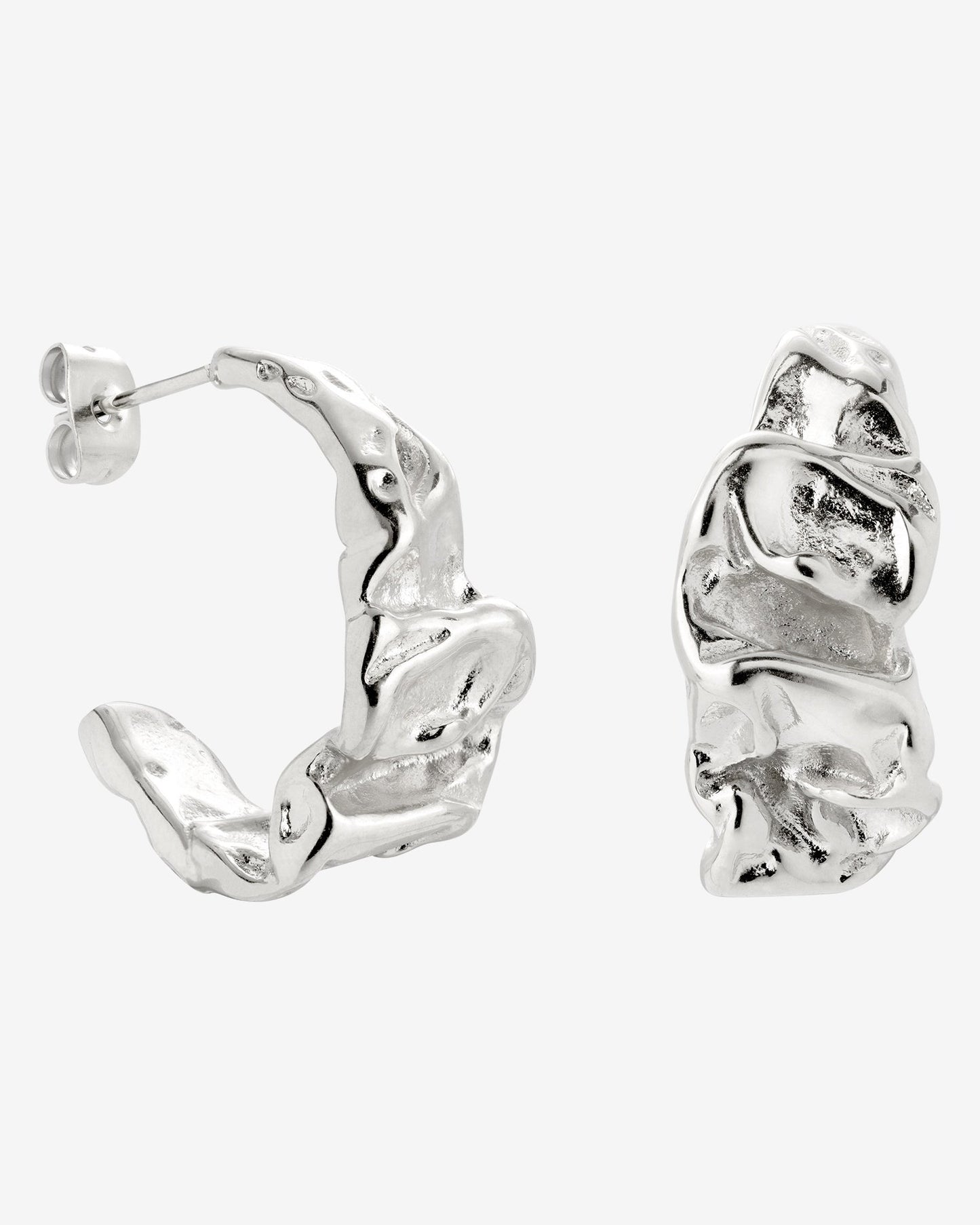 [[Color:Silver]]