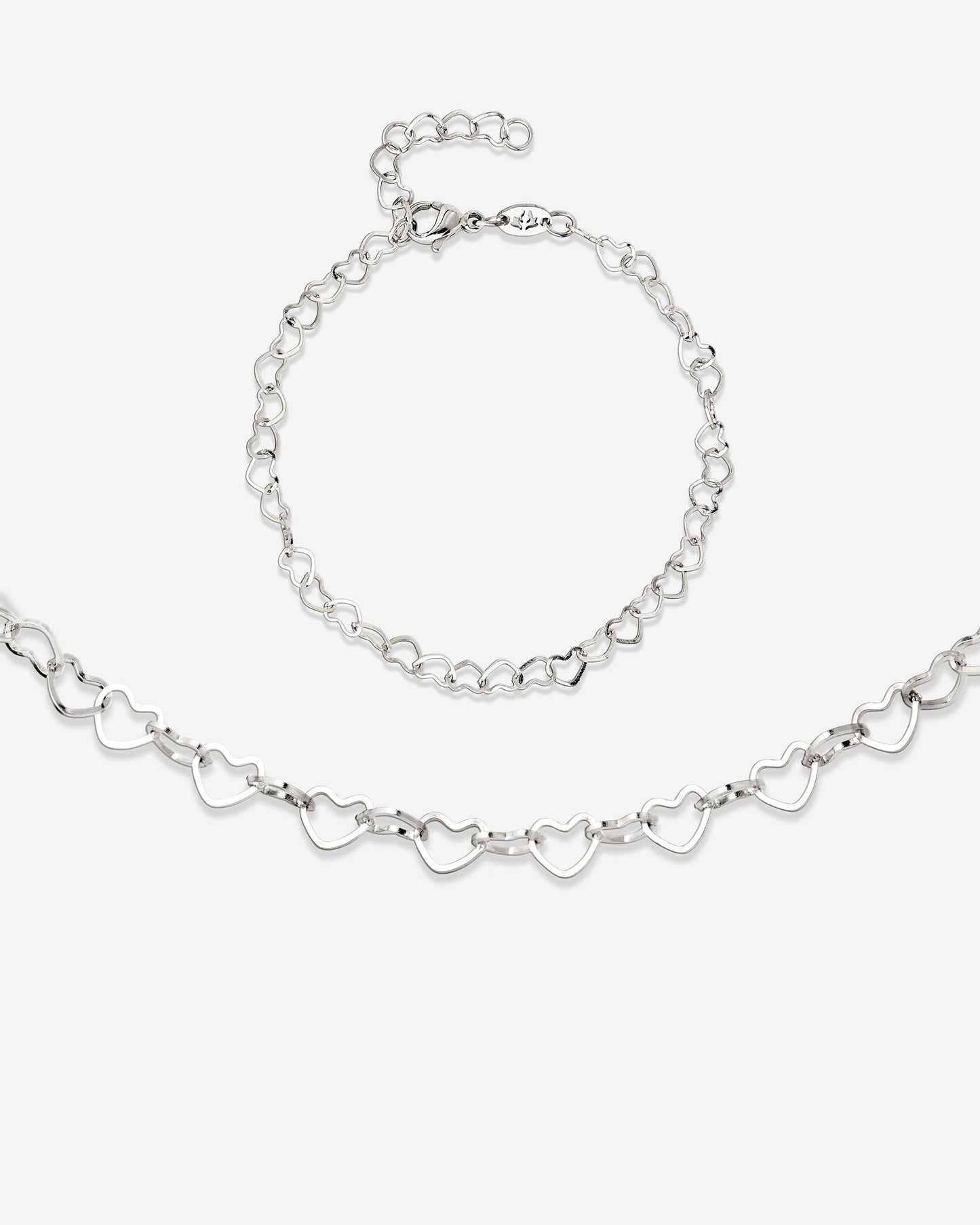 [[Color:Silver]]