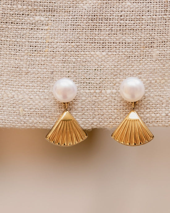 Pearl & Fan Studs Silver