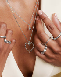 [[Farbe:Silber,shopthelook]]