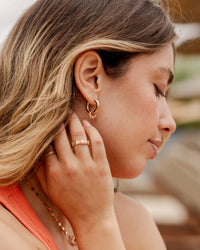 [[Color:Rose Gold,shopthelook]]