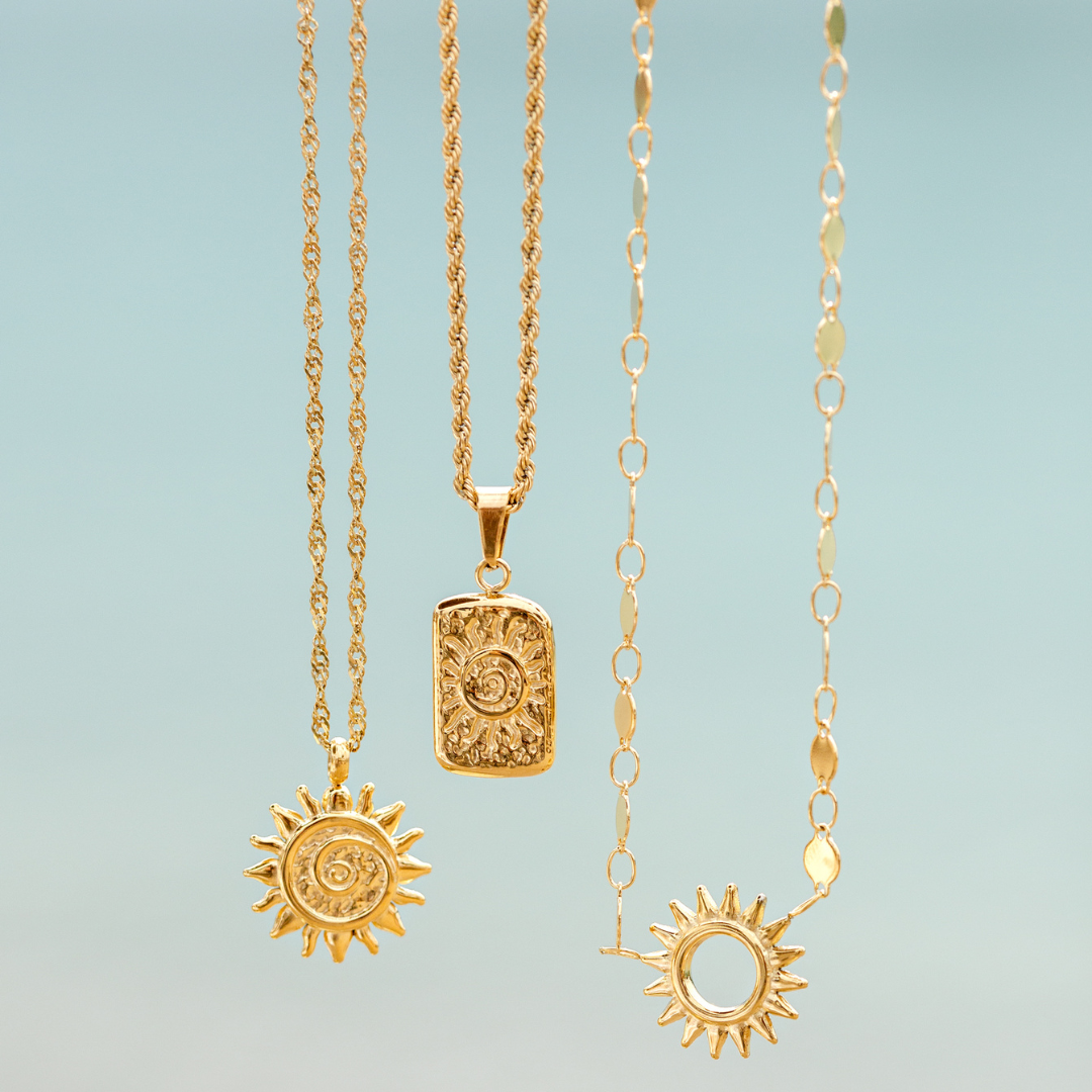 Sunny Side Up Necklace Gold