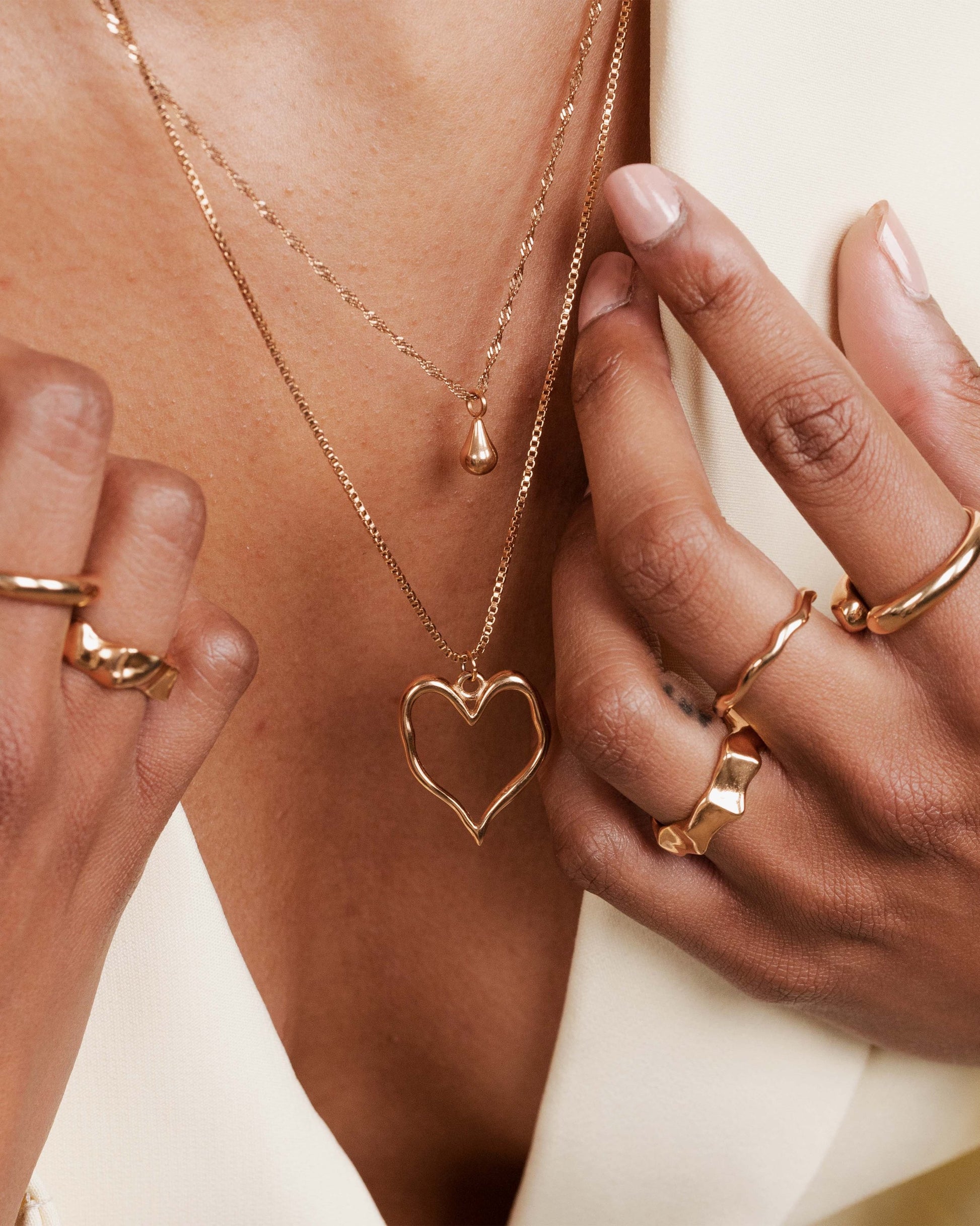 Melting Heart Necklace Rose Gold
