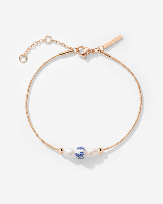 Bemaltes blaues Armband