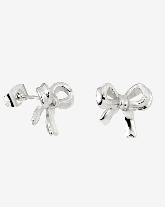 Pretty Ribbon Studs Silver