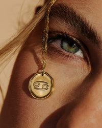 [[Color:Gold]]