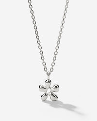 [[Color:Silver]]