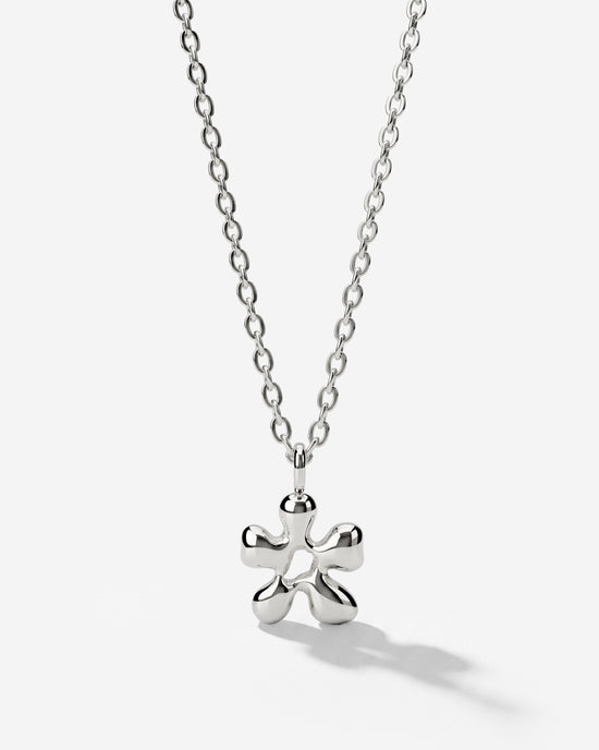 Melting Flower Necklace