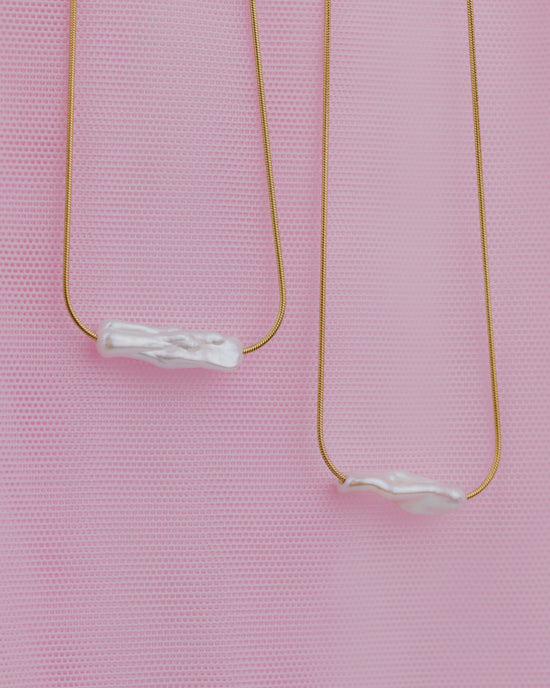 Luminous Pearl Choker Gold