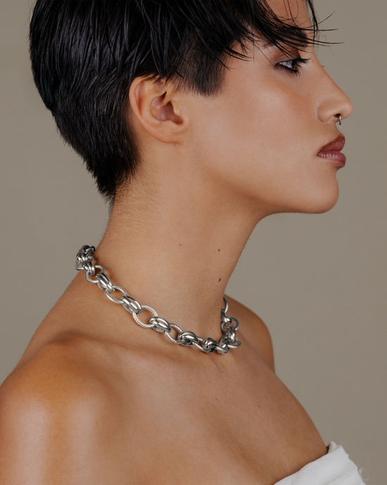 Chunky Twisted Links Necklace Silver