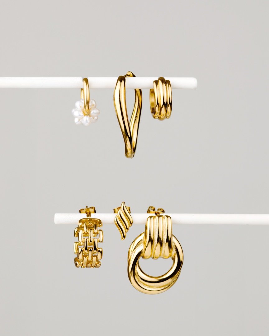 Reverie Hoop Studs Gold