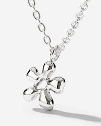 [[Color:Light silver]]
