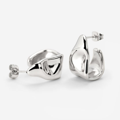 Liquid Shape Studs Silver