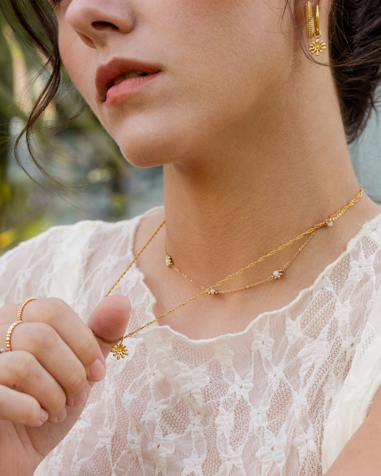 Flowery Necklace Gold