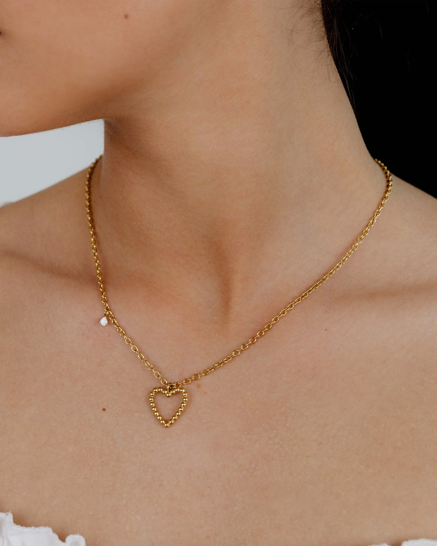 [[Color:Gold]]