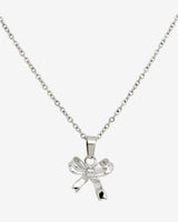 Pretty Ribbon Necklace Silver