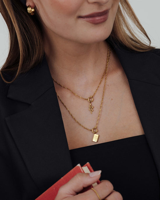Book Lovers Club Singapore Chain Necklace Set gold