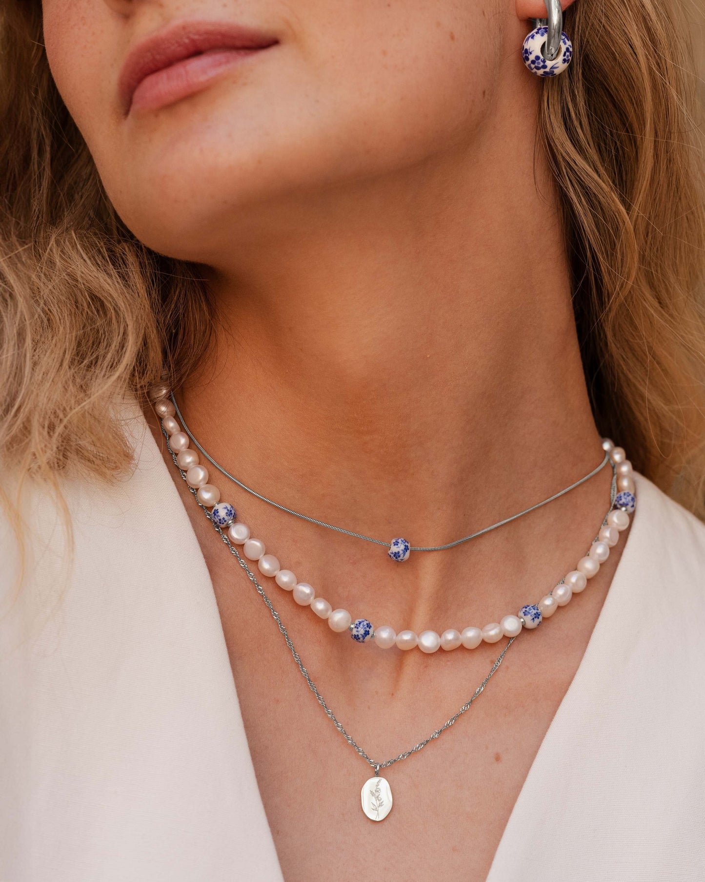 [[Farbe:Silber,shopthelook]]