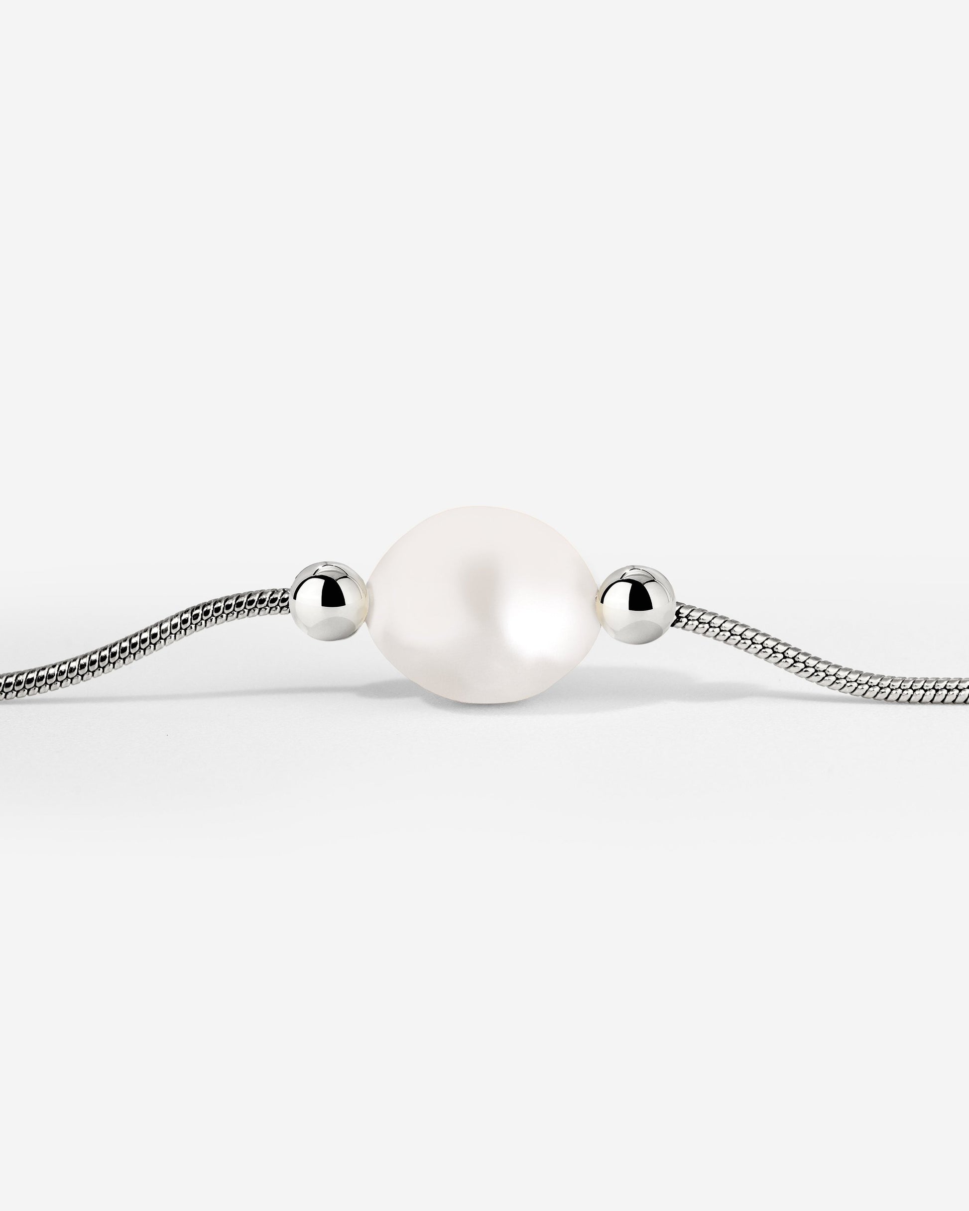 Minimalist Pearl Bracelet Silver