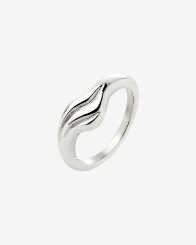 Curvy Wave Ring Silver