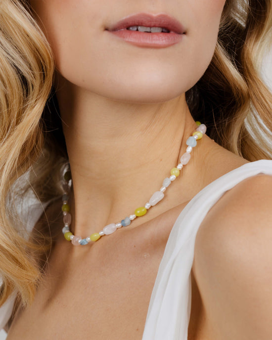 Cotton Candy Choker Gold