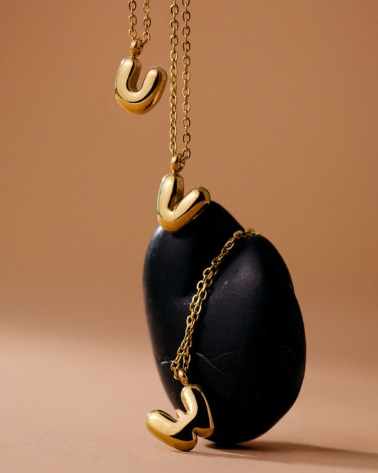 Bubble Letter Necklace gold