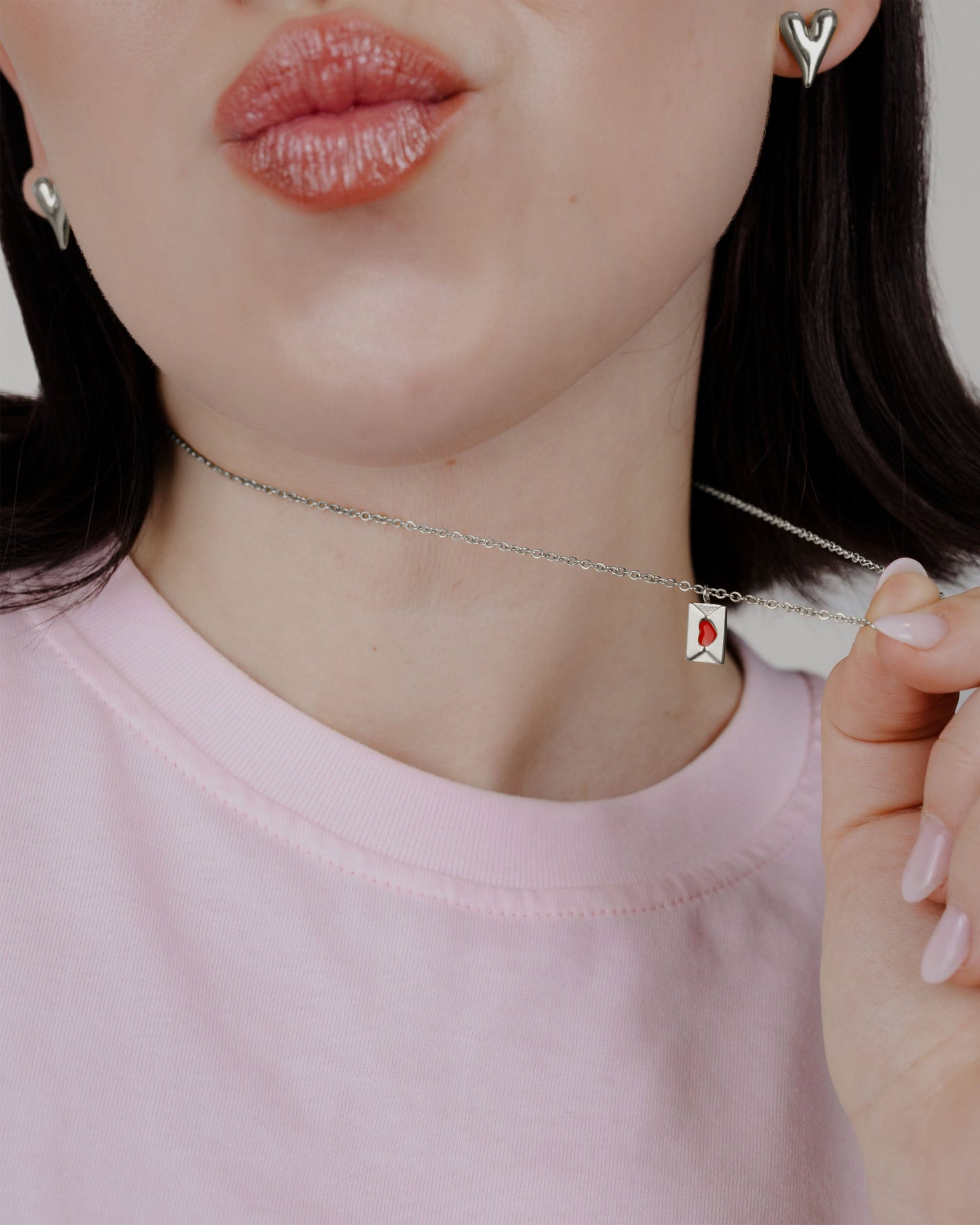 [[Color:Silver,shopthelook]]