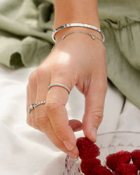 [[Color:Silver,shopthelook]]
