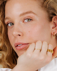 [[Color:Gold,shopthelook]]